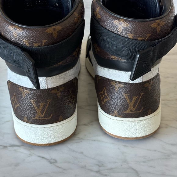 🎈LV Sneakers - Picture 4 of 8